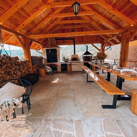 Forrest House Jacuzzi & Sauna Ясениця Екстер'єр фото