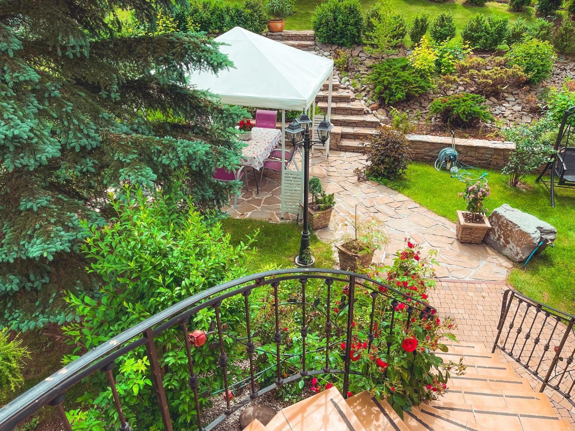 Forrest House Jacuzzi & Sauna Ясениця Екстер'єр фото