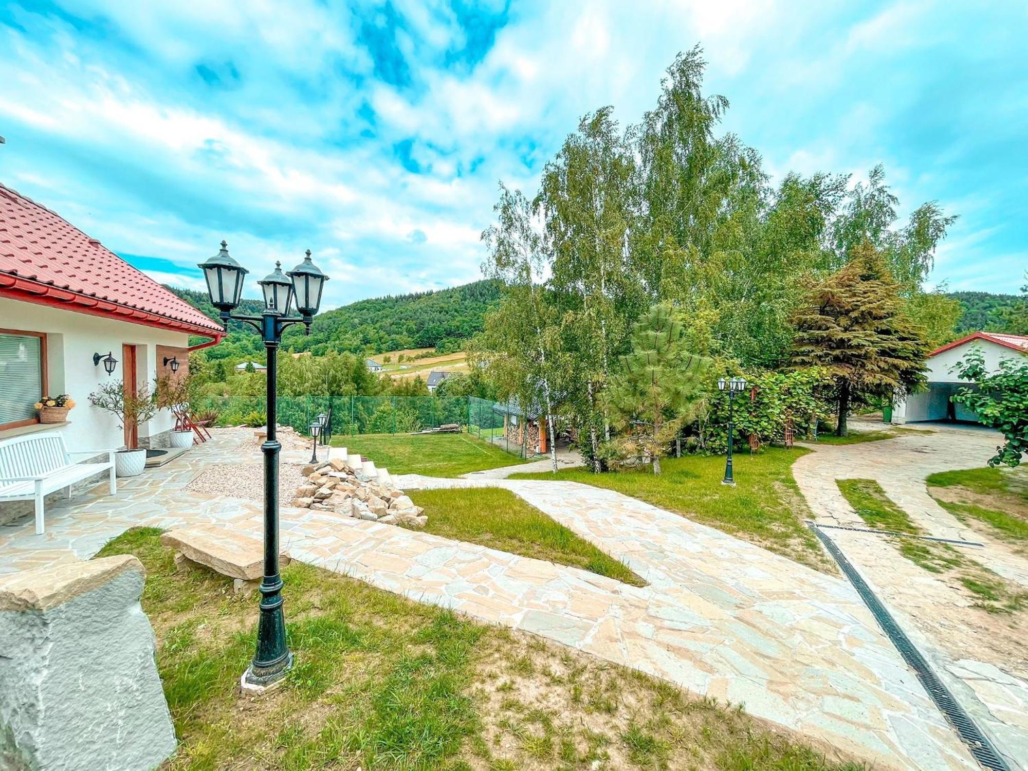 Forrest House Jacuzzi & Sauna Ясениця Екстер'єр фото